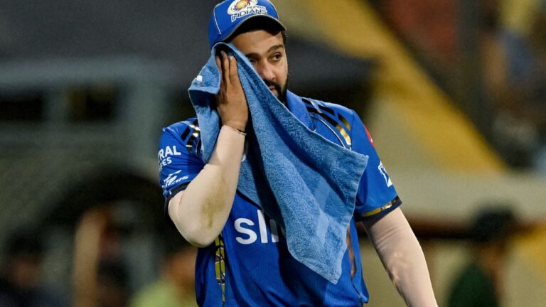 Rohit Sharma’s Heartfelt Gesture: Cricketer Apologizes to Young Fan