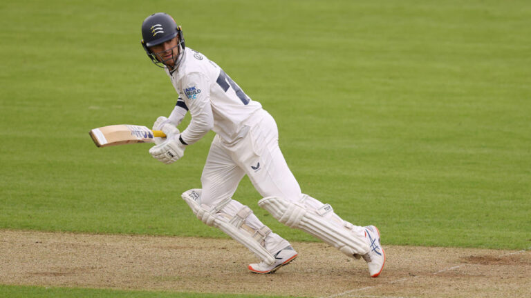 Leus du Plooy and Caleb Falconer Resist Derbyshire at Lord’s