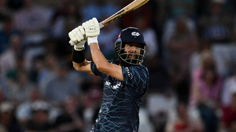 Hasan, Tye fireworks deny Derbyshire as Yorkshire go two from two – Hasan and Tye Lead Yorkshire to Thrilling Vitality Blast Win Over Derbyshire