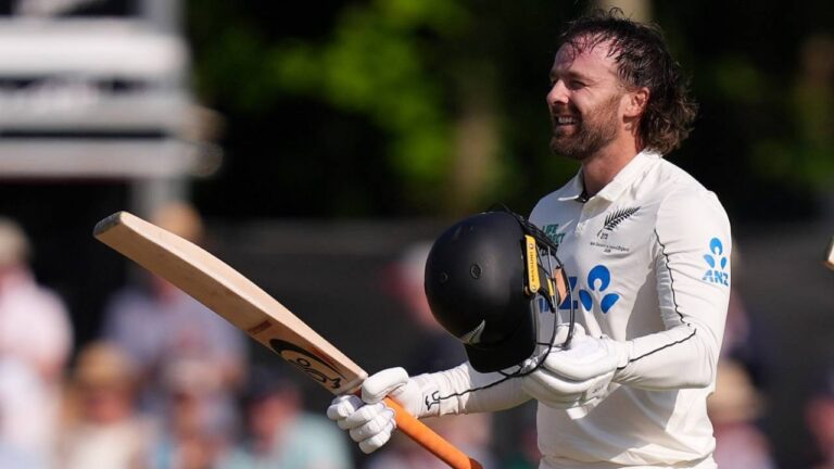 Blundell, Foxcroft and Smith give New Zealand vice-grip on Ireland Test – New Zealand Dominates Ireland in Belfast Test: Smith Stars with Six-Wicket Haul