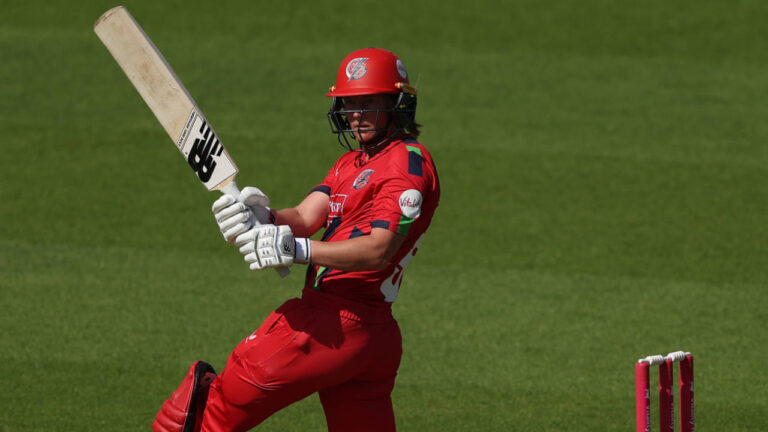 Lanning caning sees of Somerset for Lancashire’s first win – Meg Lanning Dominates as Lancashire Thunder Secure First Blast Win